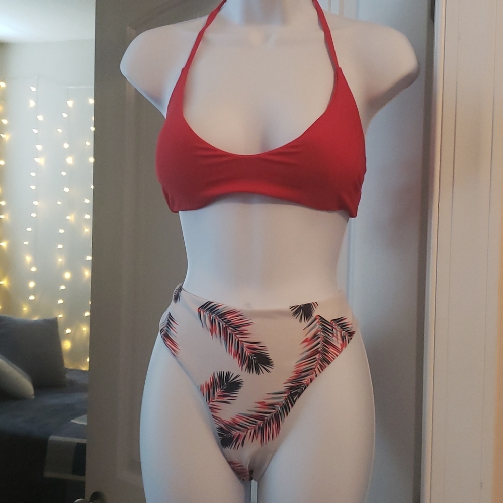NEW Tropical Red Black & White Bikini